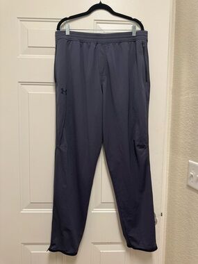 Under Armour Men’s Dark Gray Athletic Joggers 0169